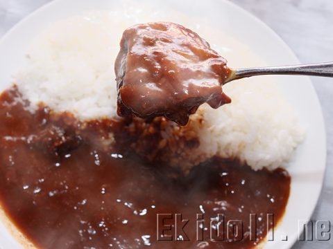ベル食品「斉藤正美監修 北海道道産牛の牛すじカレー」