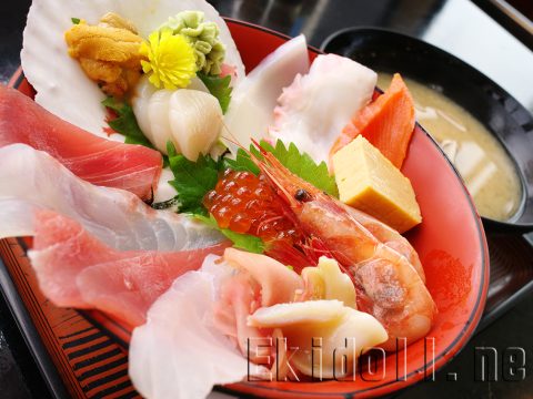 海鮮丼(ヤマサ水産株式会社:那珂湊おさかな市場)